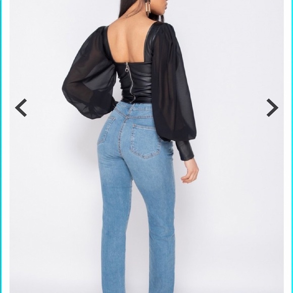 Clothes - Picture 2 of 3